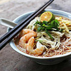 Kak Imah Laksa Sarawak (coffee Break) food