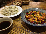 Cun Cao Xin Yi Zu Mu Vegetarian food