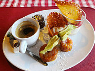 La Paillotte Comtoise Restaurant food