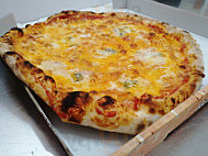 Pizzeria Angolo Italiano food