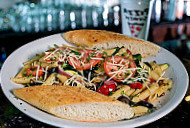 Schmizza Pub Grub food