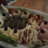 Dionysos Comida