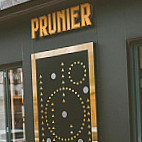 Prunier Cologne inside