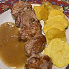 Mazo De Santa Comba food