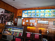 El-Manara Lebanese Restaurant inside