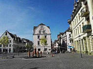 Café am Kapuzinerplatz outside