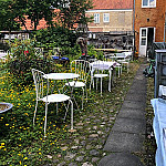 Det Gamle Apothek inside