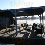 Frant Lakes Dentro