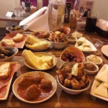 Nikos Trier Comida