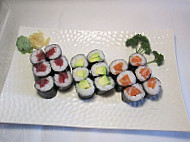 U Sushi food