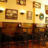 Batuke Taperia Cerveceria Dentro