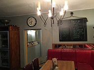 Café Heinrich inside