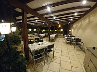 Gasthaus Zum Rossli inside