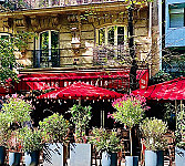 Le Beaujolais Cafe Brasserie inside
