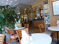 Cafe und Konditorei Groissbock inside