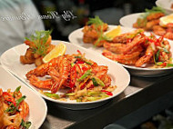 Lily House Thai Chinese Cuisine food