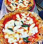 Pizzeria Da Raffaele food