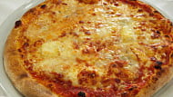 Pizzería Italia Di Filippo food