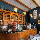 Featherstone Bistro Café Lifestyle Shop inside