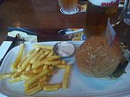 Foster's Hollywood Av. Libertad food