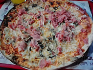 Mimmos Pizza Cubelles food