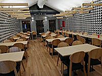 Cafe Santiago Da Praca inside