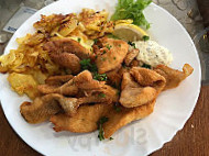 Fischhaus Löwenzunft food