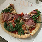 Goofy`s Pizza Express food