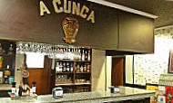 A Cunca Churrería inside