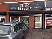 Stef's Fish Chips outside