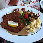 Schnapperwirt food