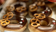 Krispy Kreme food