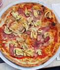 Pizzeria Am Flugplatz food