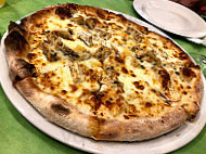 Pizzeria Vittorio food