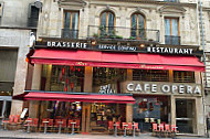 Cafe De L'Opera outside