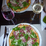 Jilanis Pingo, Ice Cream Parlour And Pizzeria. Comida