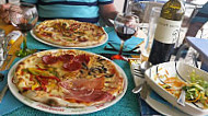 Pizzaria Atlantis food