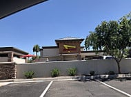 In-n-out Burger outside