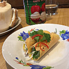 Kin Kin Thai Eatery food