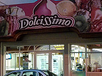 Dolcissimo outside