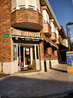 Pizzeria Rosienna outside