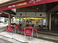 Casa Dos Croissants inside
