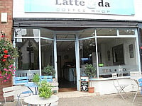 Latte Da Coffee Shop inside