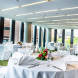 Skyline 20up Comida