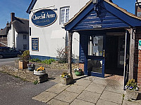 The Churchill Arms, West Lavington outside