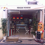 Nham Nham inside