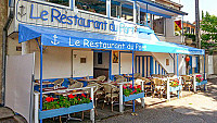 Le Restaurant du Port inside