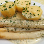Monies Cafe Comida