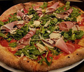 Pizzo's Pizzeria And Wine food