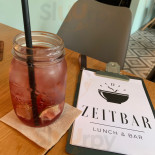 Zeitbar Dentro